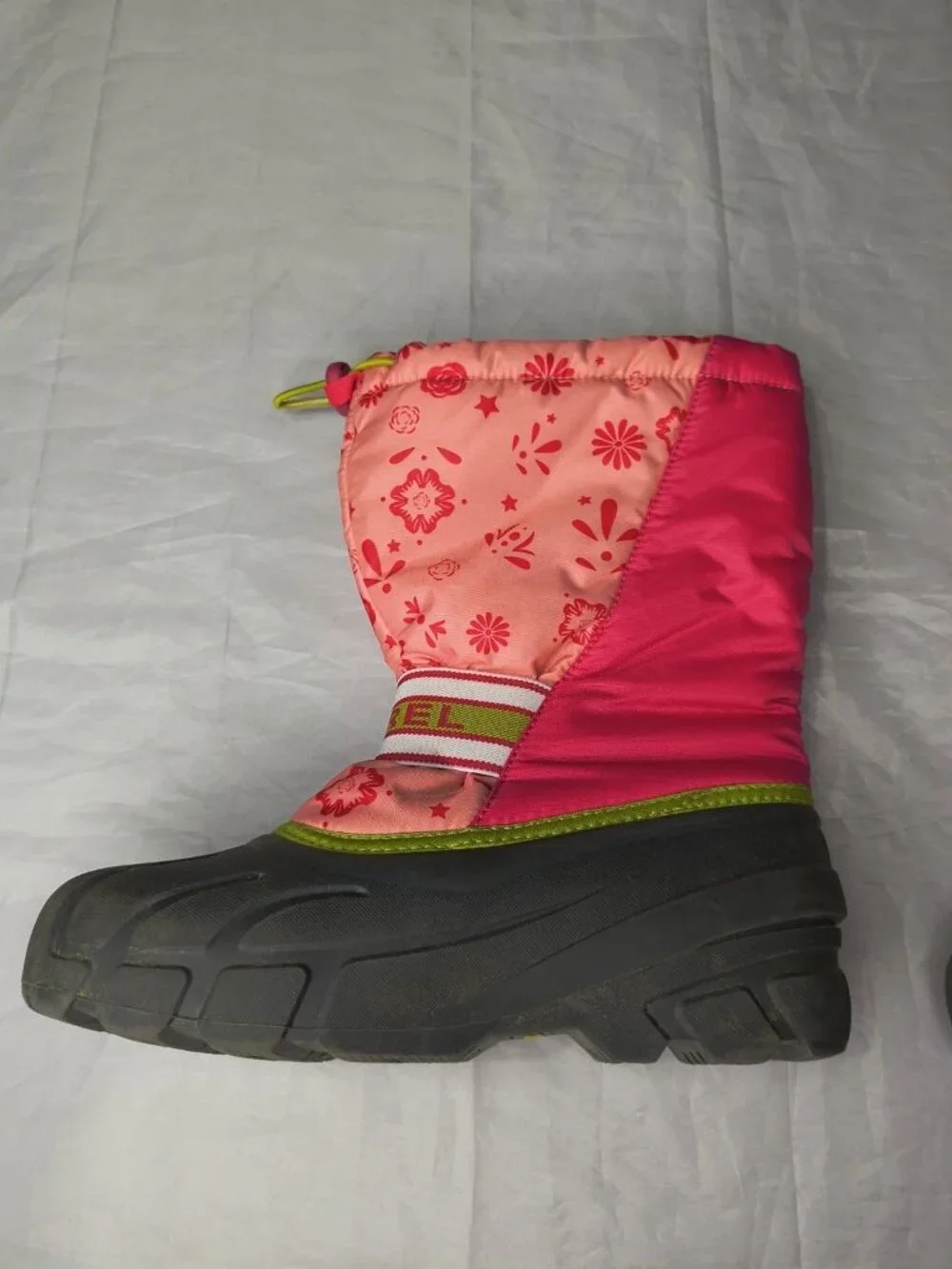 Sorel Boots Girls Youth Pink Floral Rubber Slip On Winter Snow Boots size 7